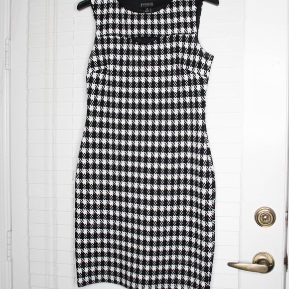 Form-Fitting Dresses